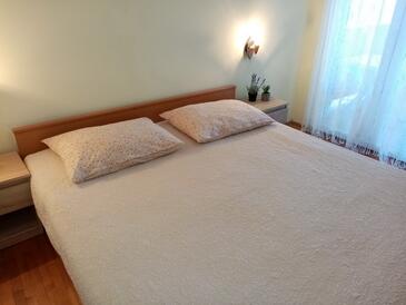 Apartmaji ob morju Supetarska Draga - Donja, Rab - 17201