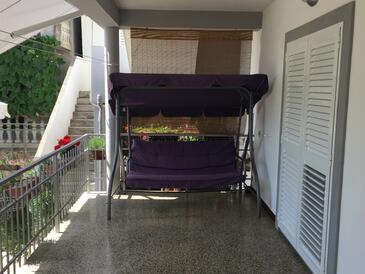 Apartments by the sea Sukošan, Zadar - 17203