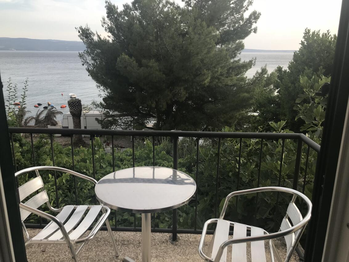 Apartments by the sea Krilo Jesenice, Omiš - 17204