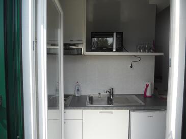 Appartamenti accanto al mare Crilo Gessenizze - Krilo Jesenice, Almissa - Omiš - 17204