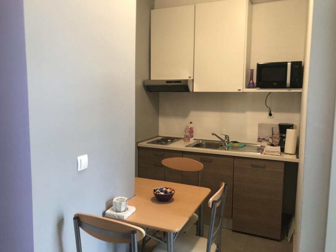 Apartmani uz more Krilo Jesenice, Omiš - 17204