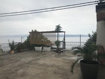 Apartments by the sea Krilo Jesenice, Omiš - 17204