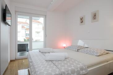 Ferienwohnungen mit Parkplatz Novalja, Pag - 17215