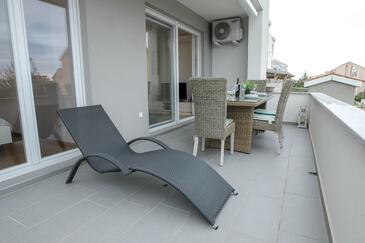 Ferienwohnungen mit Parkplatz Novalja, Pag - 17215