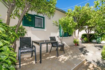 Apartments by the sea Supetar, Brač - 17227