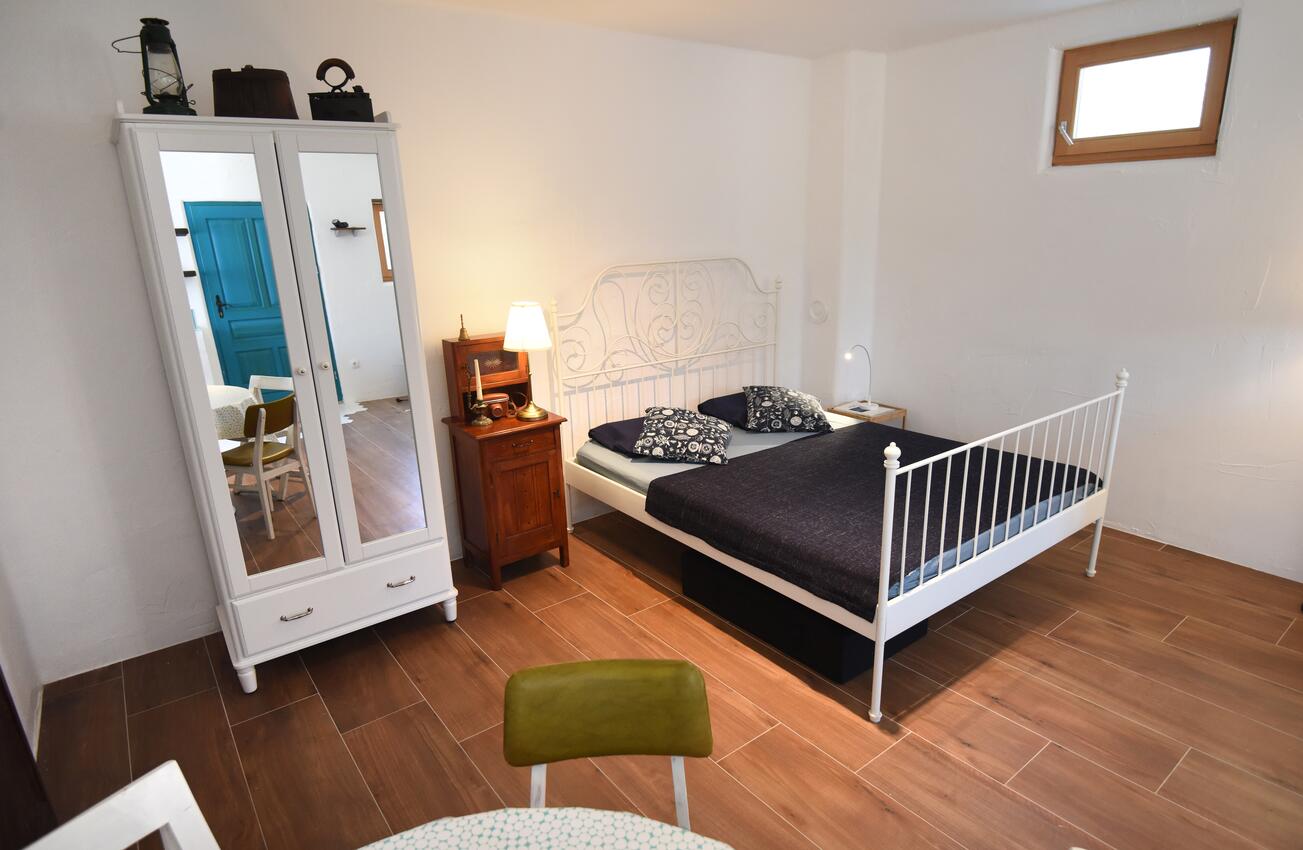 Secluded fisherman's cottage Silba - 17233