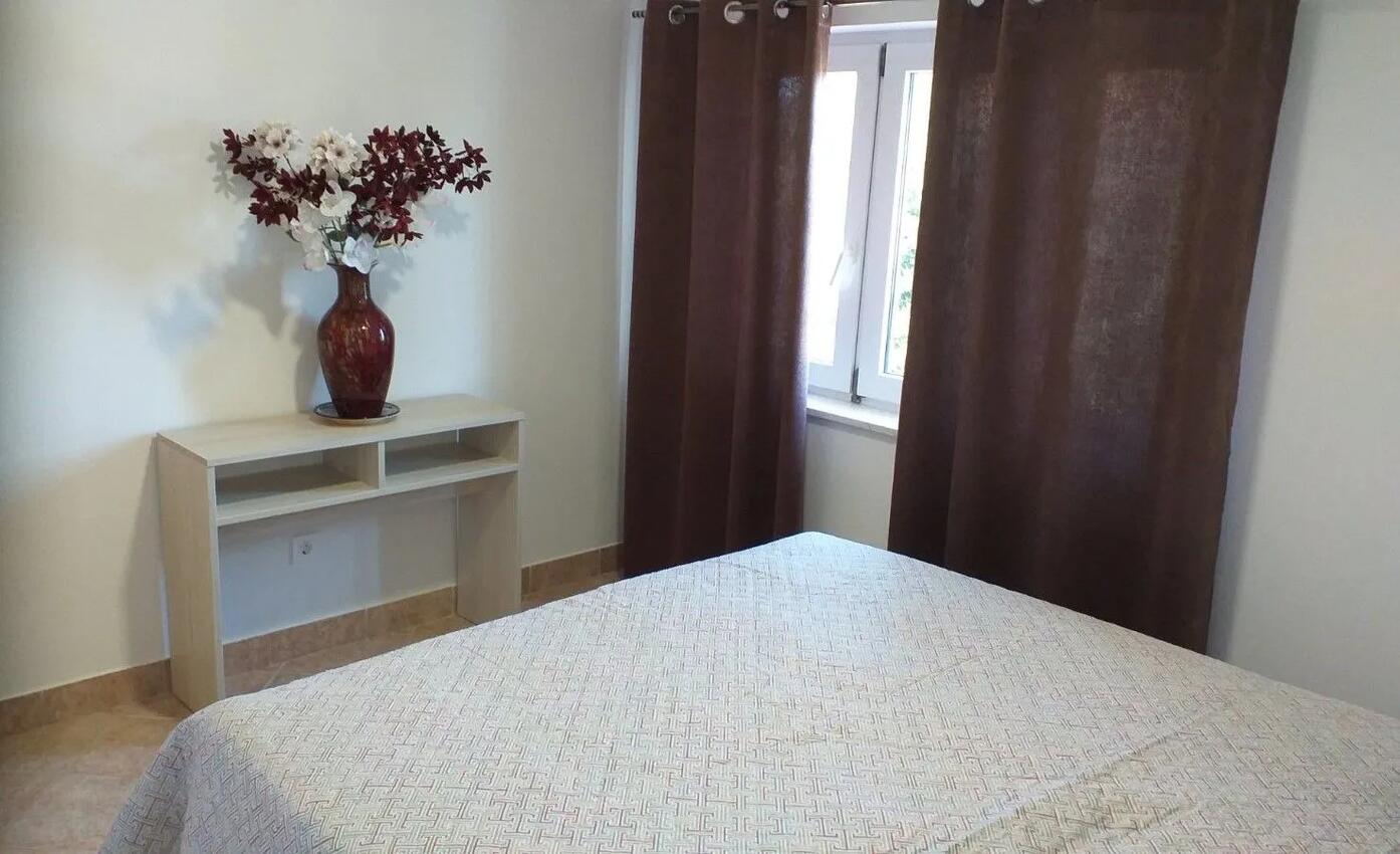A-17239-b - Private accommodation - Apartments with a parking space Suha Punta, Rab