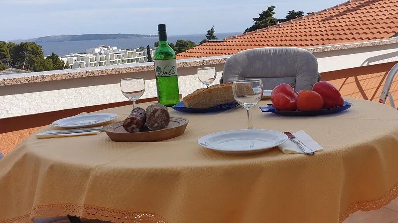 A-17239-b - Private accommodation - Apartments with a parking space Suha Punta, Rab