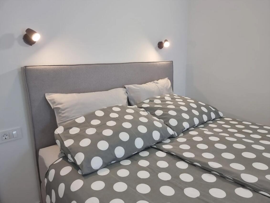 AS-17239-a - Private accommodation - Apartments with a parking space Suha Punta, Rab