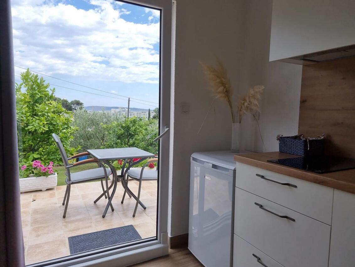 AS-17239-a - Private accommodation - Apartments with a parking space Suha Punta, Rab