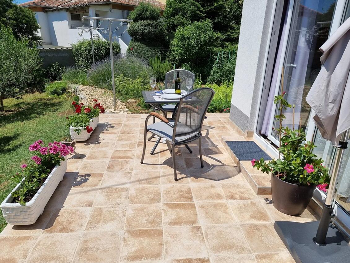 AS-17239-a - Private accommodation - Apartments with a parking space Suha Punta, Rab