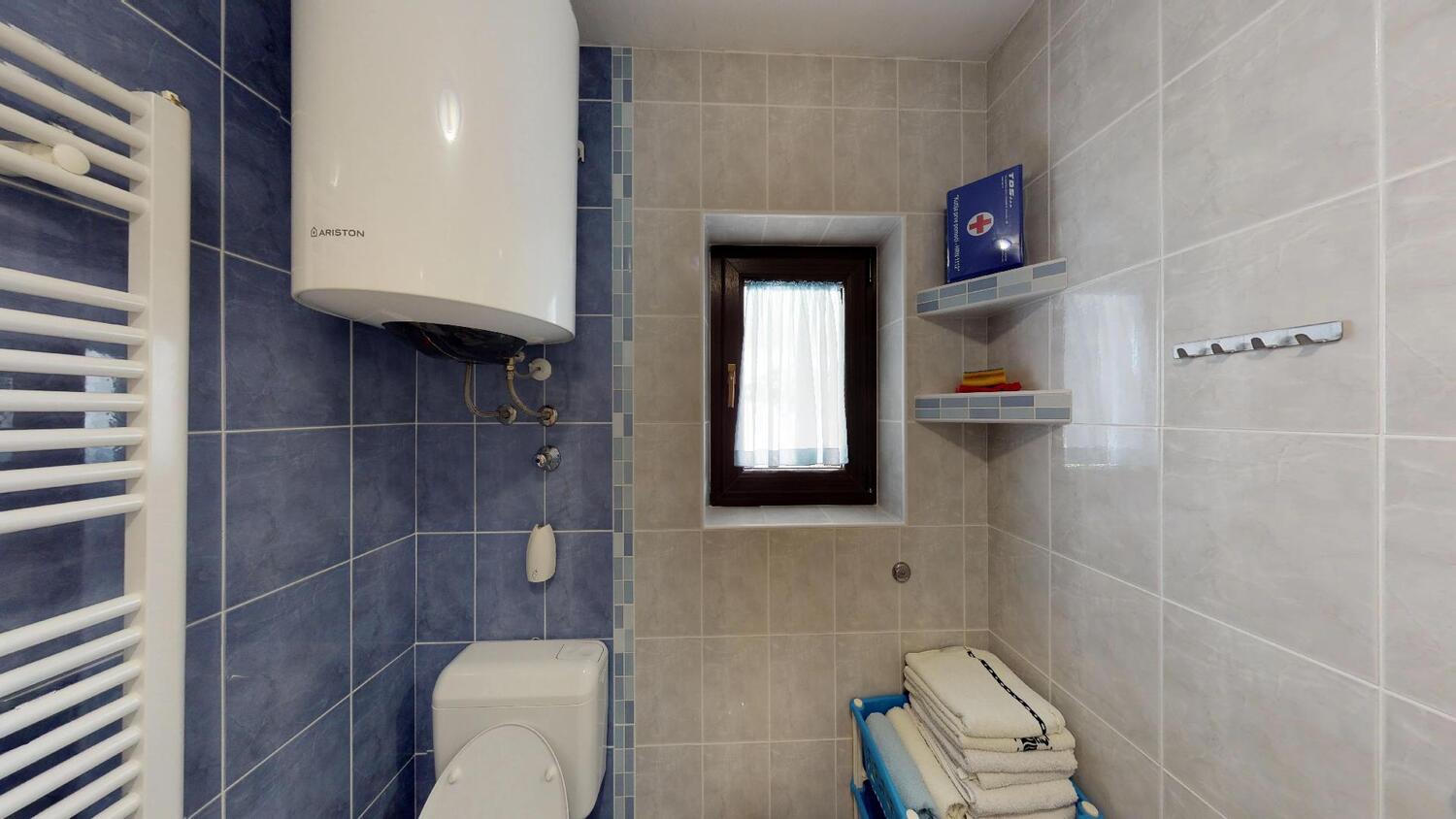 A-17240-a - Private accommodation - Apartments with a parking space Vilanija, Umag
