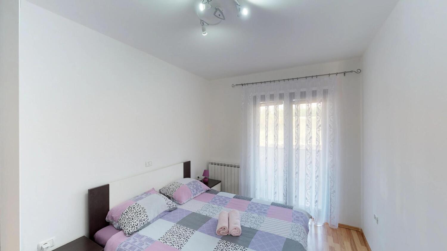 A-17240-b - Private accommodation - Apartments with a parking space Vilanija, Umag