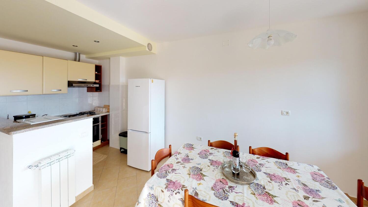 A-17240-b - Private accommodation - Apartments with a parking space Vilanija, Umag