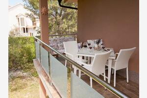 Četverosobni apartman Vir (A-17253-a)
