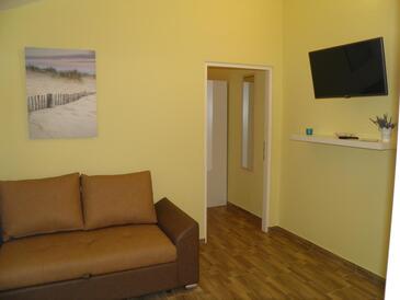 Lejlighedens parkeringsplads Vir - 17253