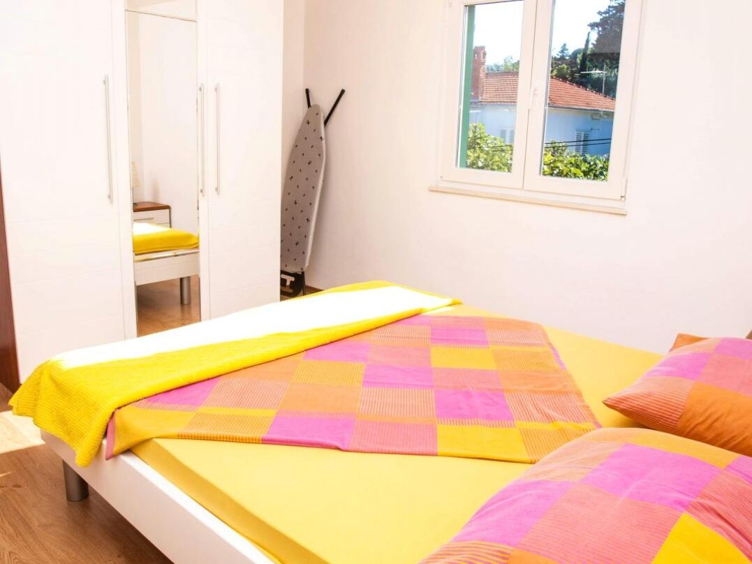 A-17323-b - Alloggi privati - Appartamenti accanto al mare Postire - Postira, Brazza - Brač