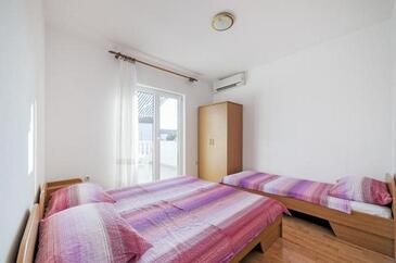 Appartementen met parkeerplaats Vodice - 17325