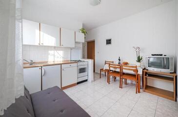 Appartementen met parkeerplaats Vodice - 17325