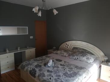 Apartments with parking space Bibinje, Zadar - 17346