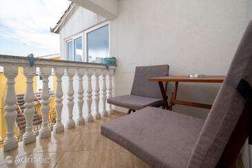 Апартаменти біля моря Ткон - Tkon, Пашман - Pašman - 17360