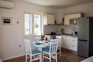 Apartmanok a tenger mellett Lukoran, Ugljan - 17391