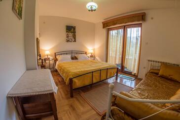 Apartments with parking space Banjole, Pula - 17398