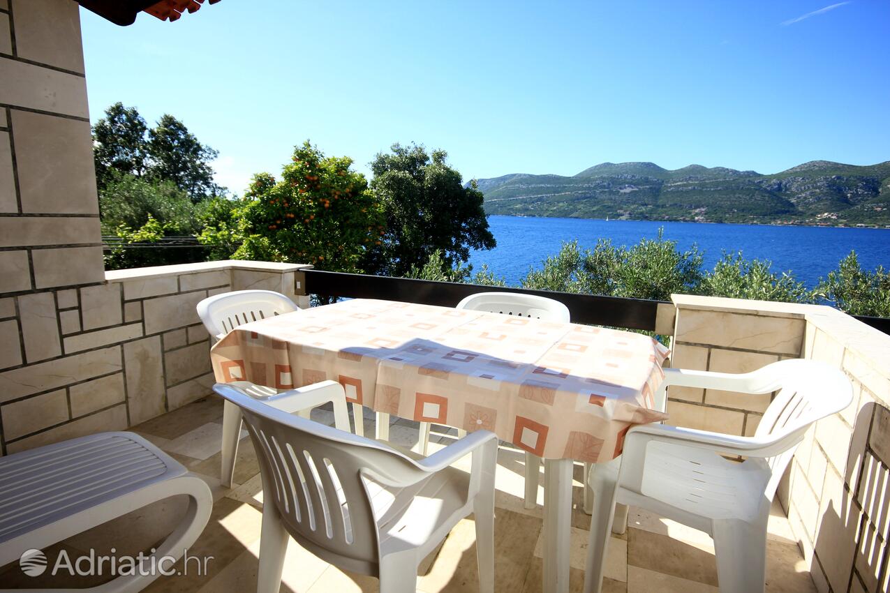 A-174-c - Alloggi privati - Appartamenti accanto al mare Tri Zala, Curzola - Korčula