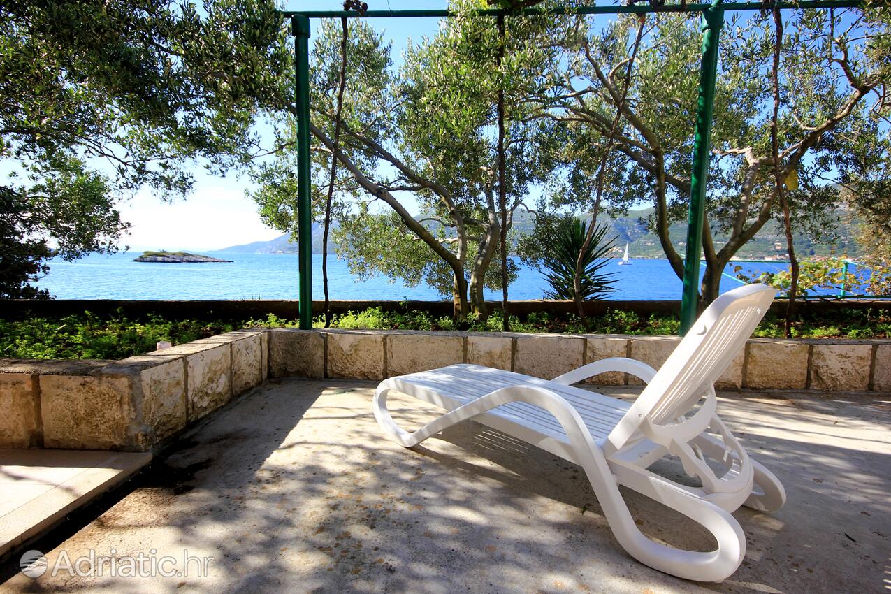 A-174-d - Alloggi privati - Appartamenti accanto al mare Tri Zala, Curzola - Korčula