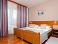 Grabovac, Bedroom in the room, air condition available, (pet friendly) and WiFi.