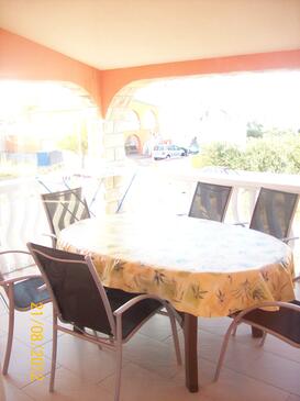 Apartments with parking space Vir - 17422