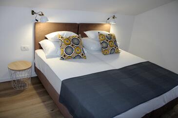 Apartments by the sea Žrnovska Banja, Korčula - 17457