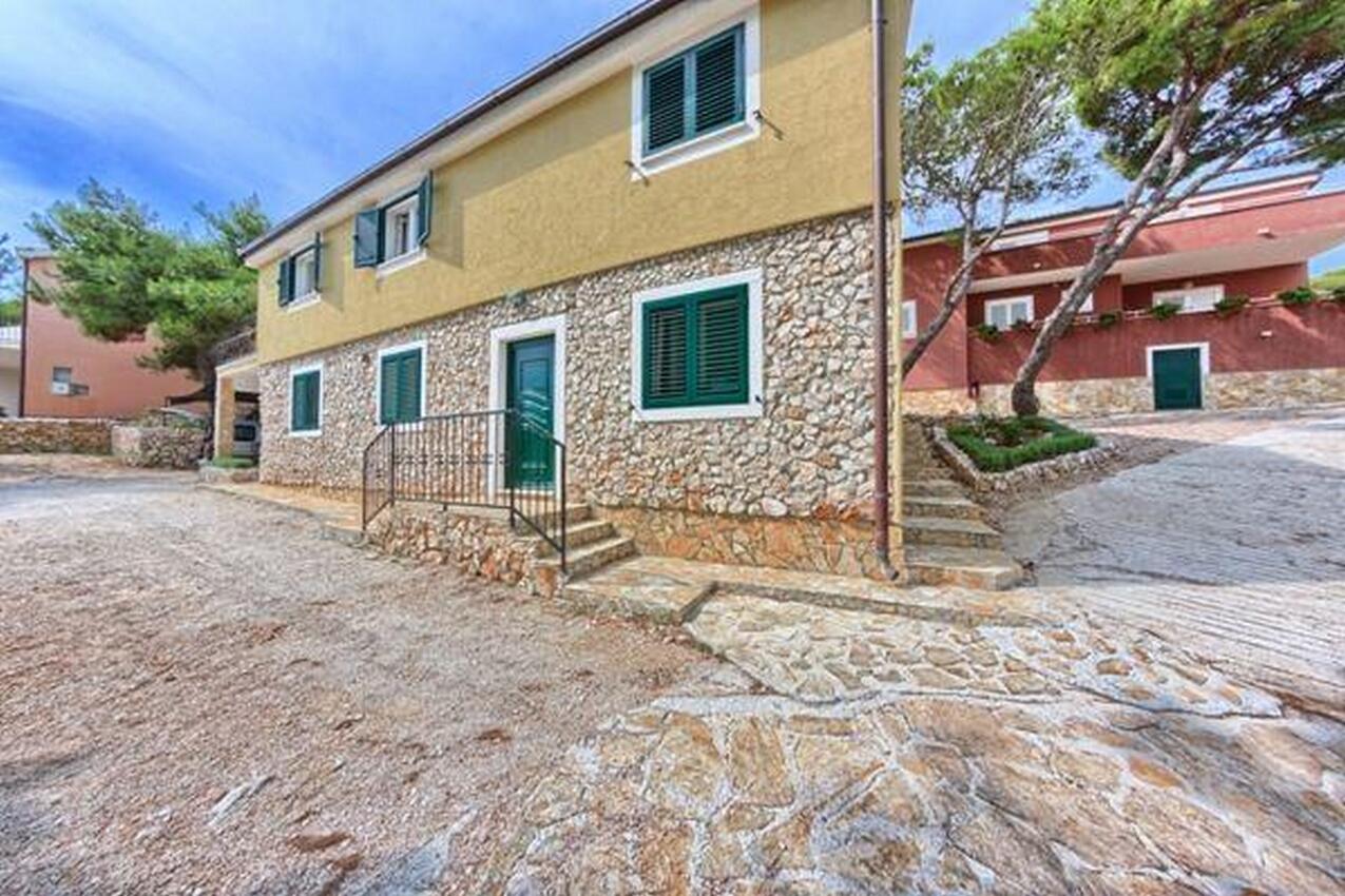 Property - Apartments by the sea Rogoznica