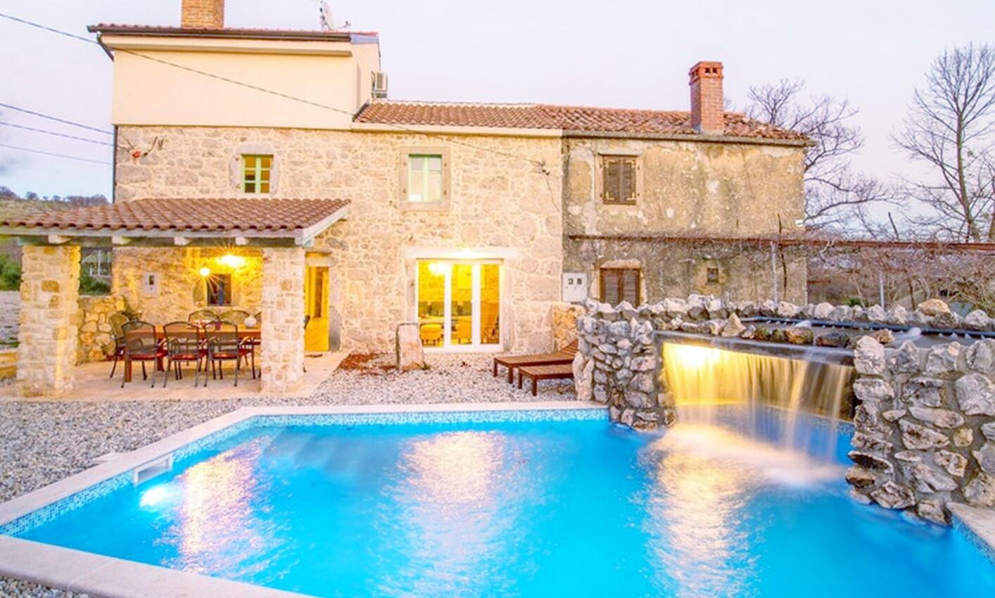 Luxury villa with a swimming pool Garica, Krk - 17469