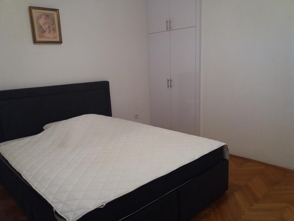 A-17472-a - Private accommodation - Apartments by the sea Povlja, Brač