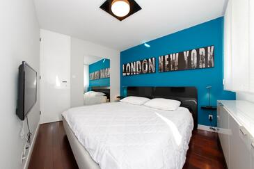 Apartmani uz more Povlja (Brač) - 17472