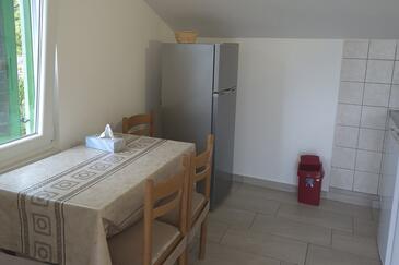 Apartments with parking space Vir - 17492
