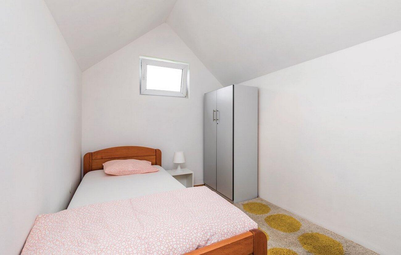A-17501-a - Private accommodation - Apartments for families with children Jasenak, Karlovac
