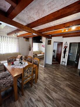 Family friendly house with a parking space Vranovača, Plitvice - 17508