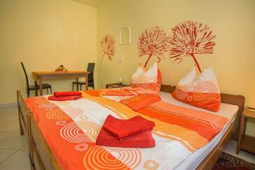 Apartments with terrace Poreč, Istria
