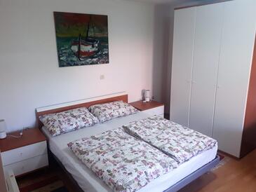 Apartments with parking space Kaštelir, Central Istria - Središnja Istra - 17528