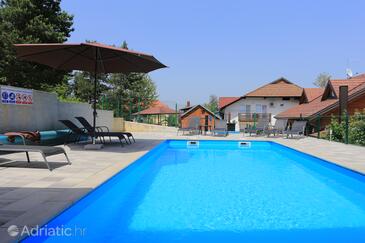 Ferienwohnungen mit Pool für Familien Grabovac, Plitvice - 17532 Adriatic.hr