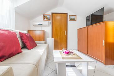 Apartmaji ob morju Baška Voda, Makarska - 17570