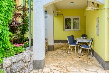 Apartments and rooms with parking space Kraljevica - 17589