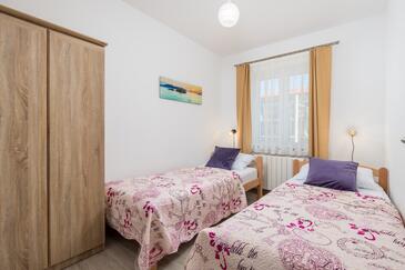 Apartments and rooms with parking space Kraljevica - 17589