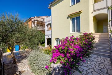 Apartments and rooms with parking space Kraljevica - 17589