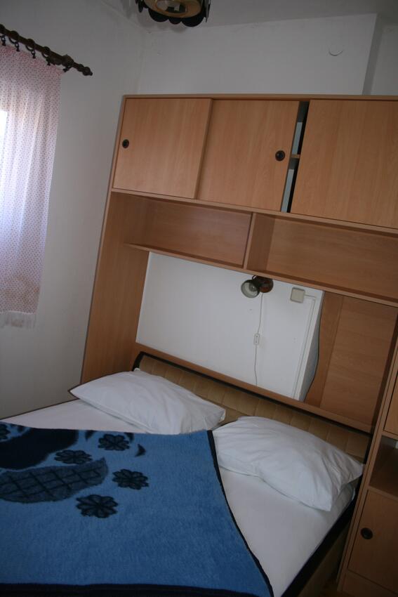 Apartments by the sea Vinišće, Trogir - 17590