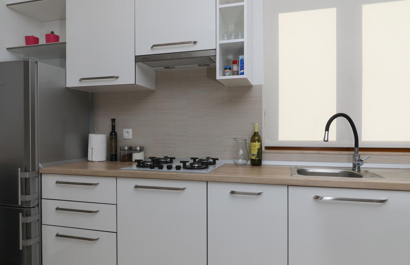 K-17608 - Alloggi privati - Casa dei pescatori accanto al mare Baia Prapratna - Prapatna, Brazza - Brač