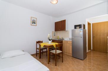 Apartmány s parkoviskom Trogir - 17609