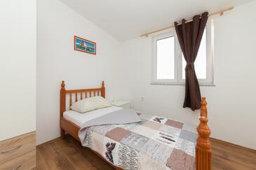 Ferienwohnungen mit Parkplatz Pridraga - Cuskijas, Novigrad - 17619